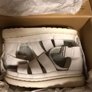 Dr. Martens Clarissa Sandal